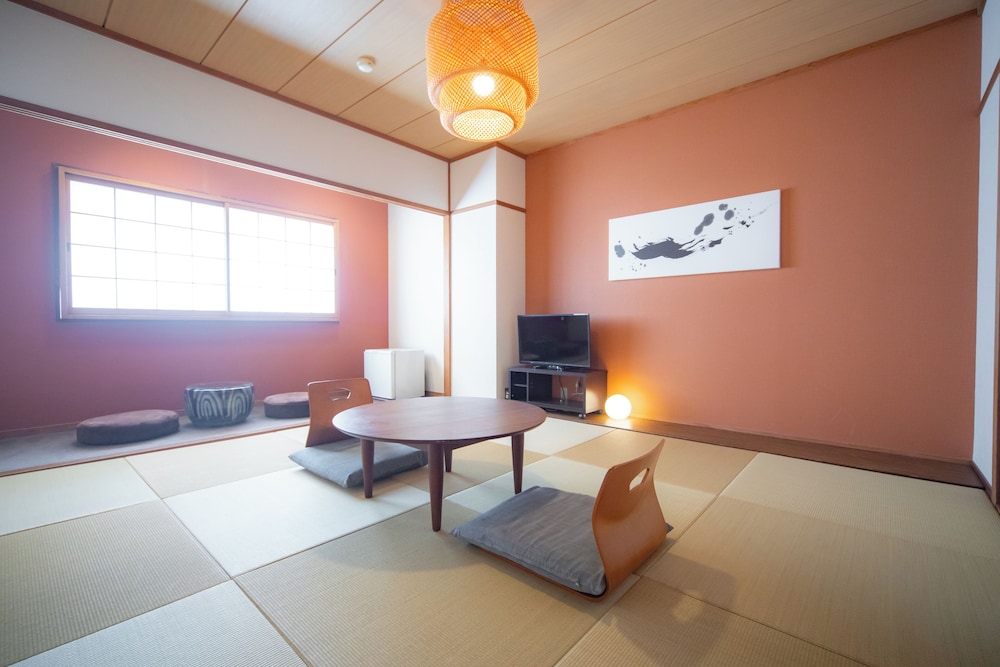和室8畳 ユニットバス付 | 旅館 国東荘