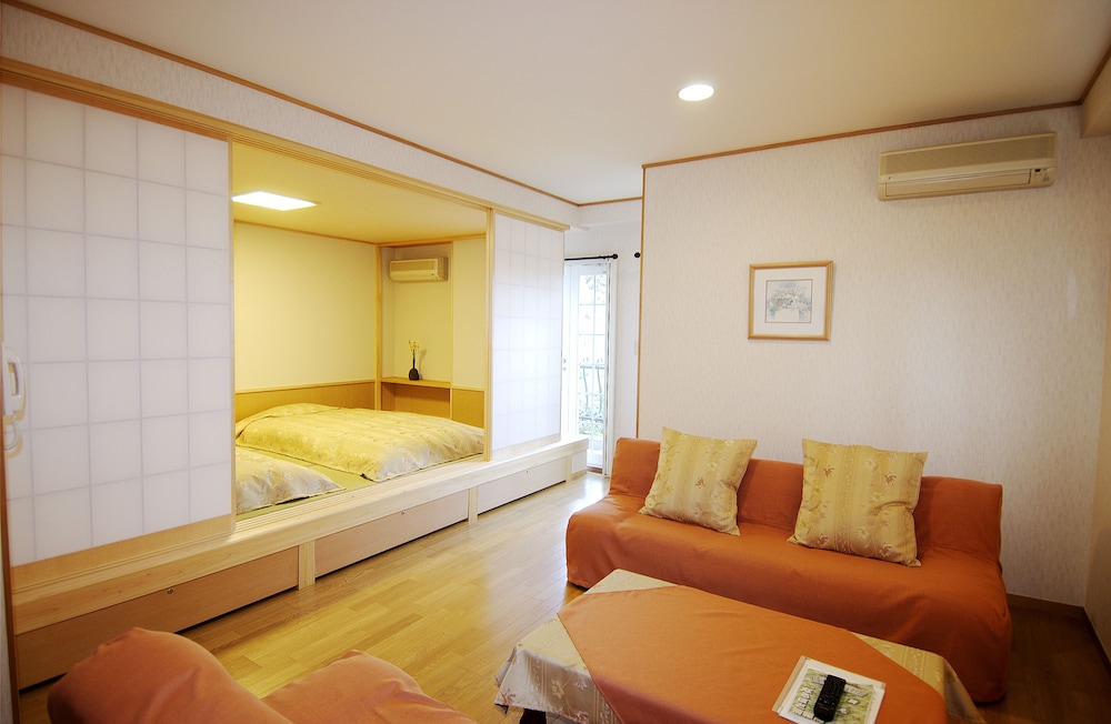 露天風呂付　スイートルーム　シービュー 客室4 | ホテル眺望山荘