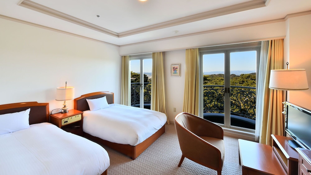 ツインルーム 禁煙 マウンテンビュー 客室1 | 静岡カントリー浜岡コース & ホテル