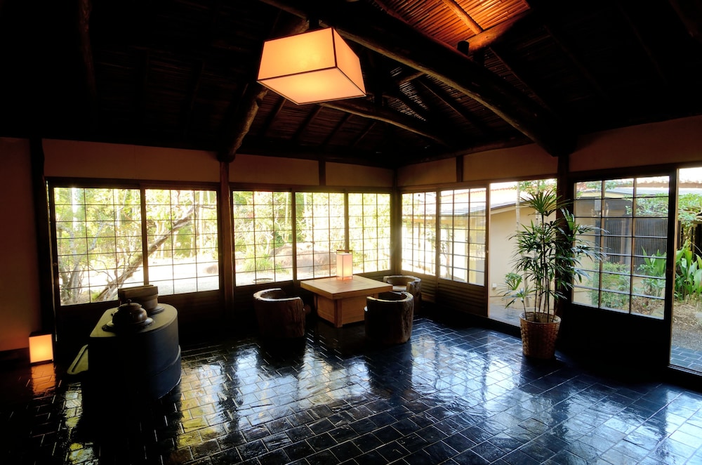 メインイメージ | 養生館はるのひかり