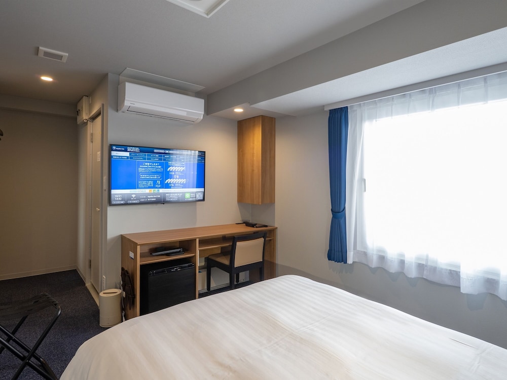 エコノミー ダブルルーム 喫煙可 客室の設備とサービス1 | 東横INN郡山