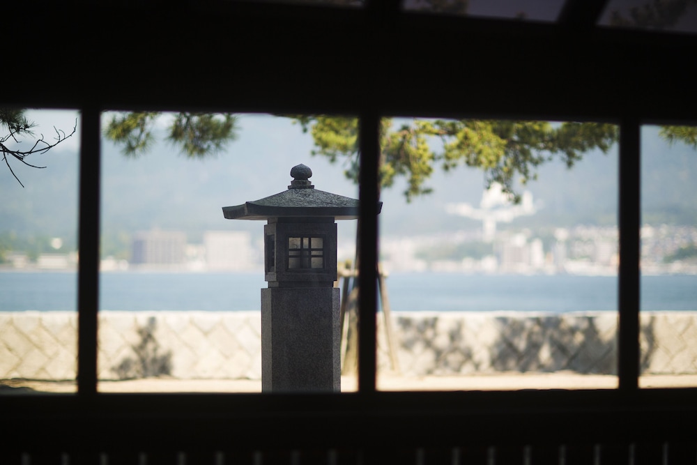 ロビーラウンジ1 | 宮島錦水館 ロビーラウンジ1 | 宮島錦水館