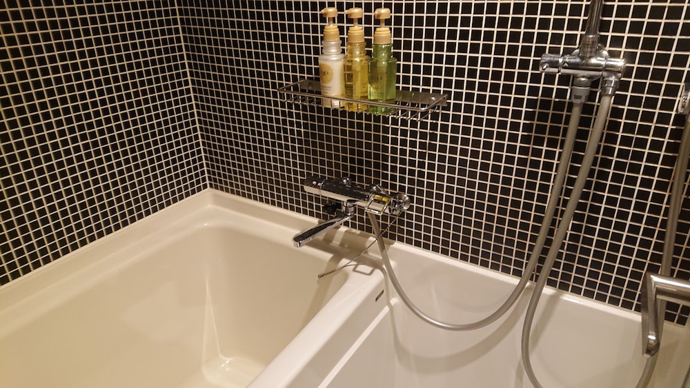 コンフォート ダブルルーム 喫煙可 [別館] バスルーム0 | 岡山スクエア ホテル