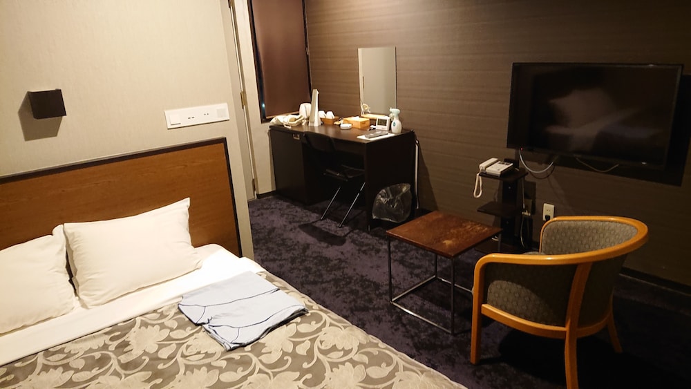 スタンダード ダブルルーム 喫煙可 | 岡山スクエア ホテル