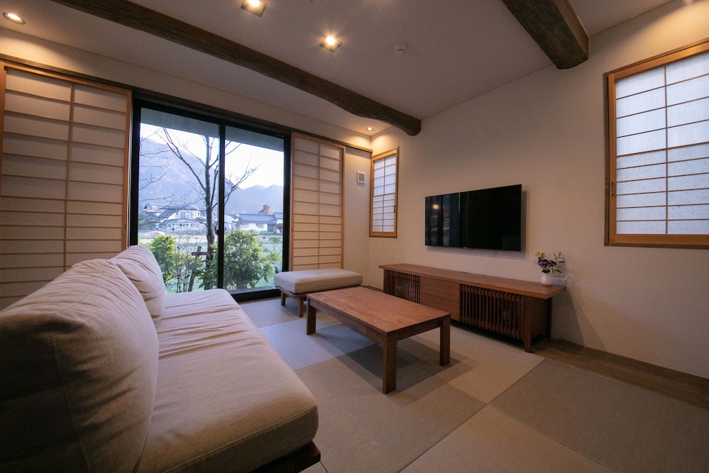 こでまり (露天風呂付客室) 禁煙 | 由布院別邸 樹