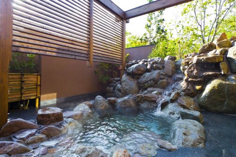 もくれん (半露天風呂付客室) 禁煙 バスルーム1 | 由布院別邸 樹