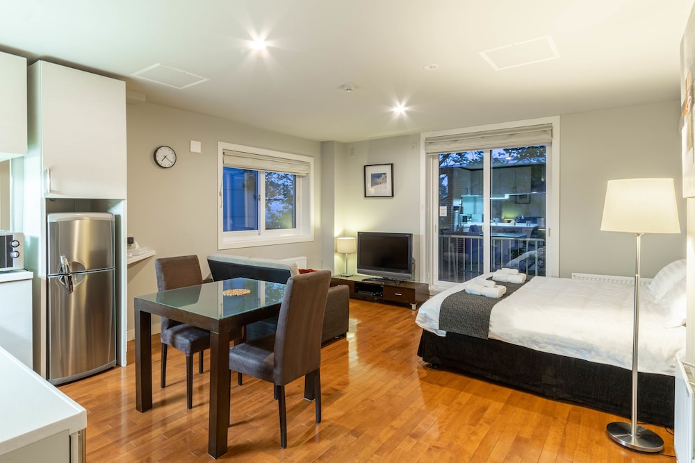 スタジオアパートメント（メインフロア） 客室3 | フレッシュ パウダー アコモデーション