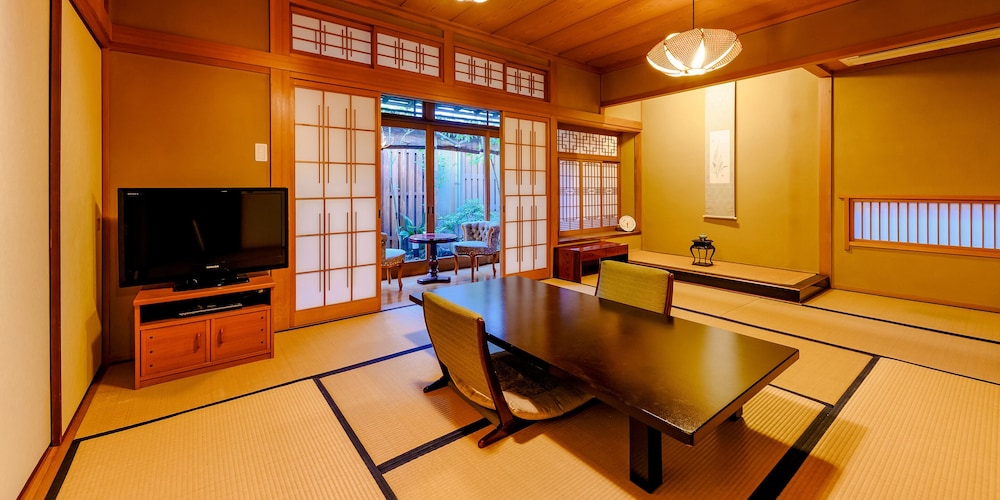 欅の間 | 割烹旅館 ゆめさき