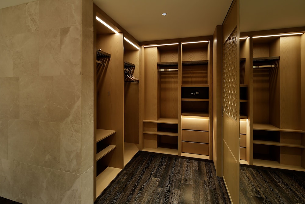 ルーム 2 ベッドルーム (Kyoto Residence) 客室1 | フォーシーズンズホテル京都