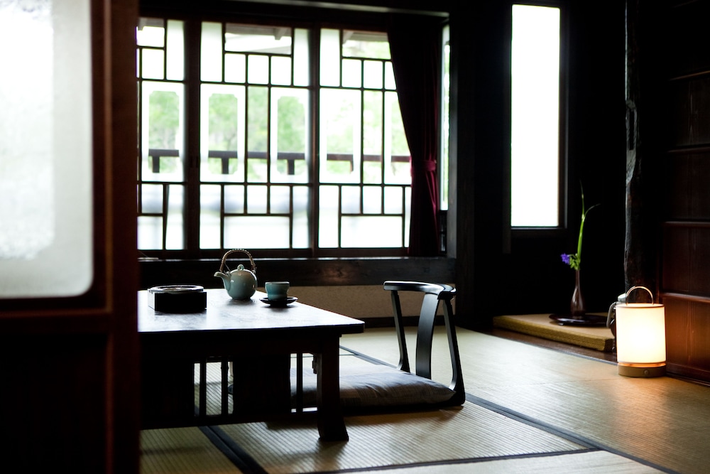 母屋客室A 客室2 | 日田温泉琴平 旅籠かやうさぎ