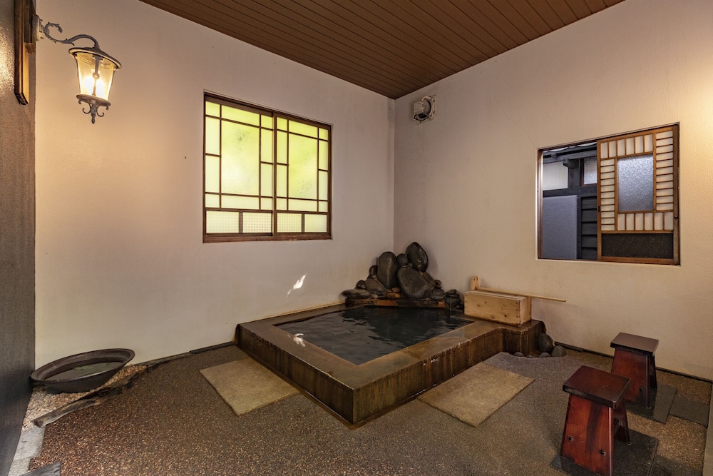 スイート　露天風呂付き 客室5 | 日田温泉琴平 旅籠かやうさぎ