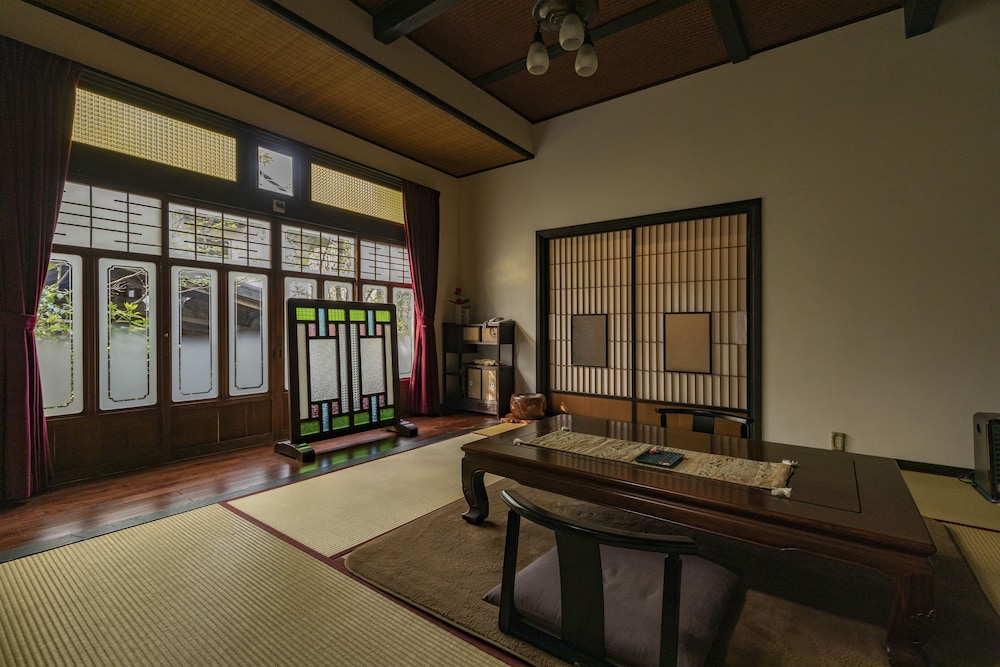 スイート　露天風呂付き 客室11 | 日田温泉琴平 旅籠かやうさぎ