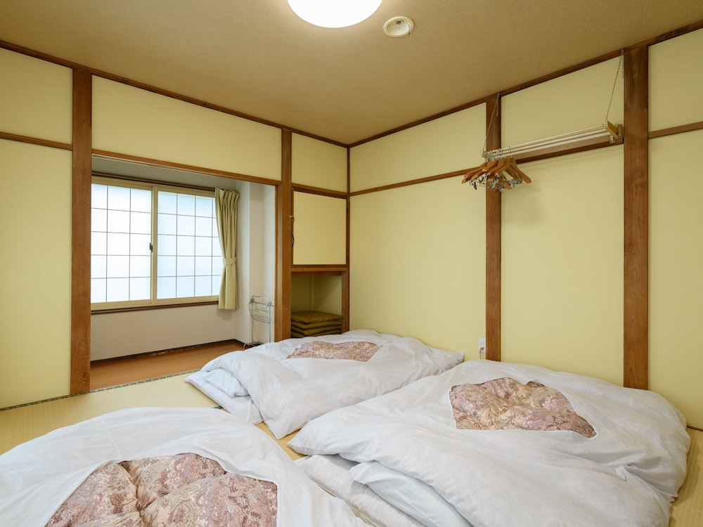 和室トリプル バス・トイレ共用 禁煙 | 癒しの宿 旅館 田端屋