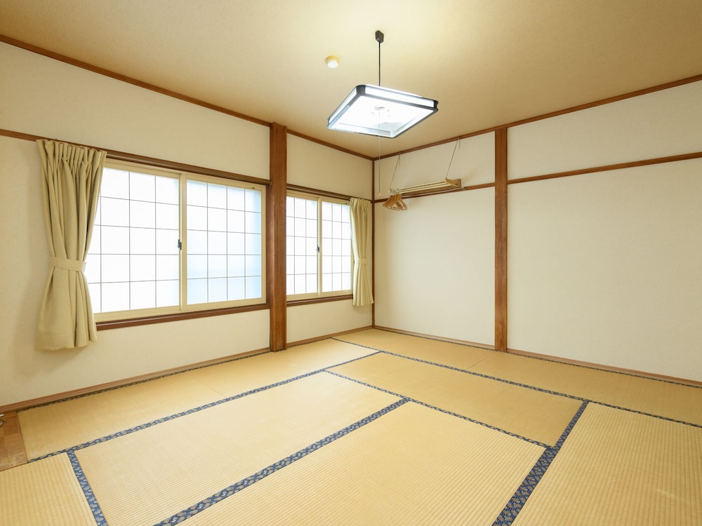 和室 4名様用 バス・トイレ共用 禁煙 客室1 | 癒しの宿 旅館 田端屋