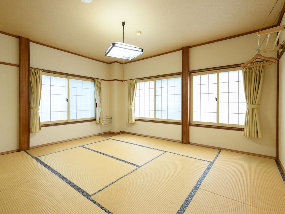 和室 4名様用 バス・トイレ共用 禁煙 客室2 | 癒しの宿 旅館 田端屋