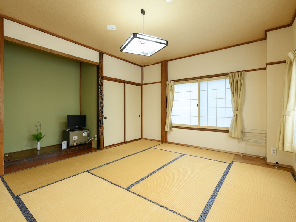 和室 4名様用 バス・トイレ共用 禁煙 客室5 | 癒しの宿 旅館 田端屋