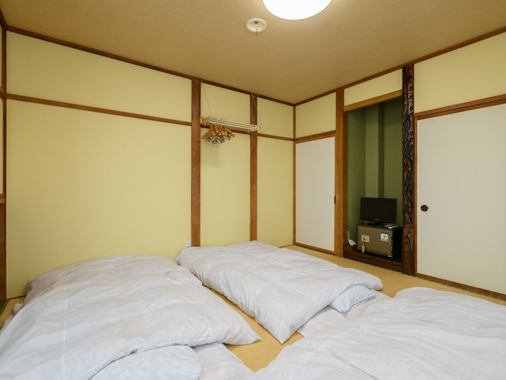 和室トリプル バス・トイレ共用 禁煙 客室5 | 癒しの宿 旅館 田端屋
