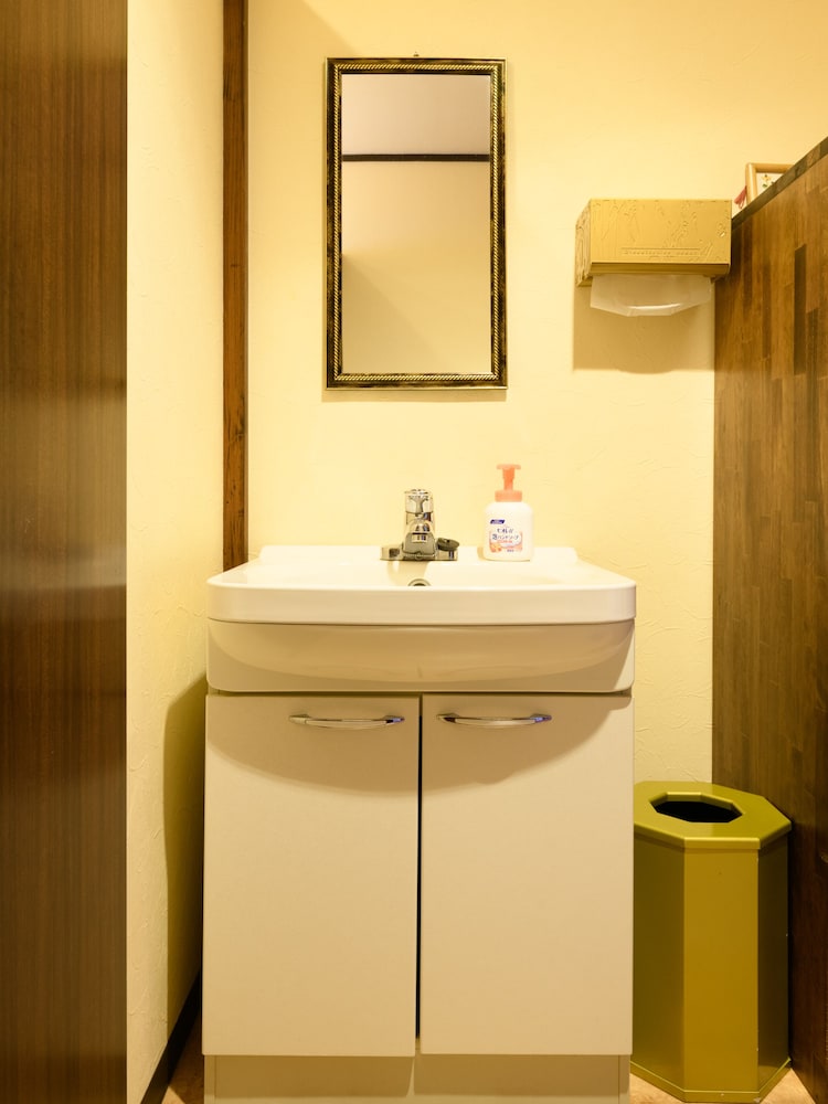 和室ツイン バス・トイレ共用 禁煙 バスルーム5 | 癒しの宿 旅館 田端屋
