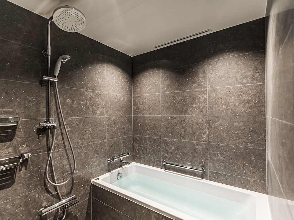 エグゼクティブ スイート　スカイツリー側（大人3名用/ラウンジアクセス付） バスルーム0 | 浅草ビューホテル