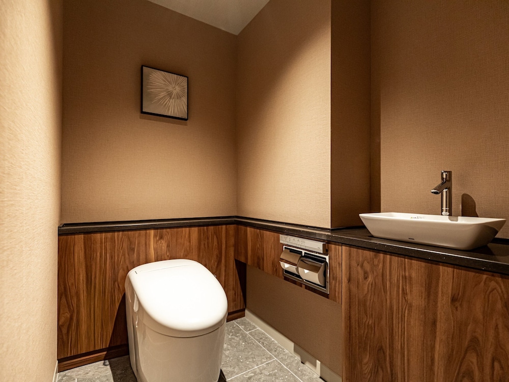 エグゼクティブ スイート　スカイツリー側（大人3名用/ラウンジアクセス付） バスルーム1 | 浅草ビューホテル