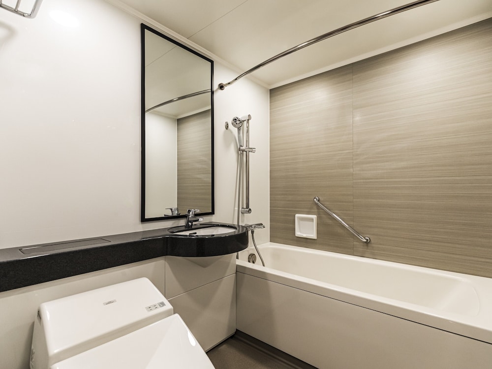 エグゼクティブ ツイン　スカイツリー側（ラウンジアクセス付） バスルーム0 | 浅草ビューホテル