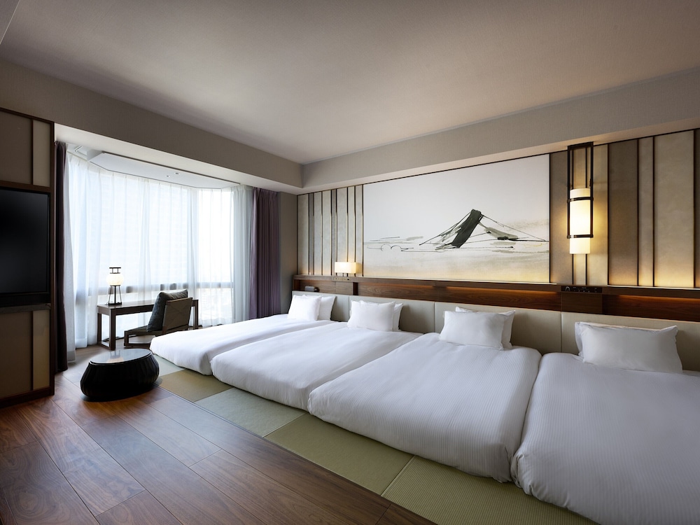 エグゼクティブ ジュニア スイート　シティ側（大人4名用/ラウンジアクセス付） | 浅草ビューホテル