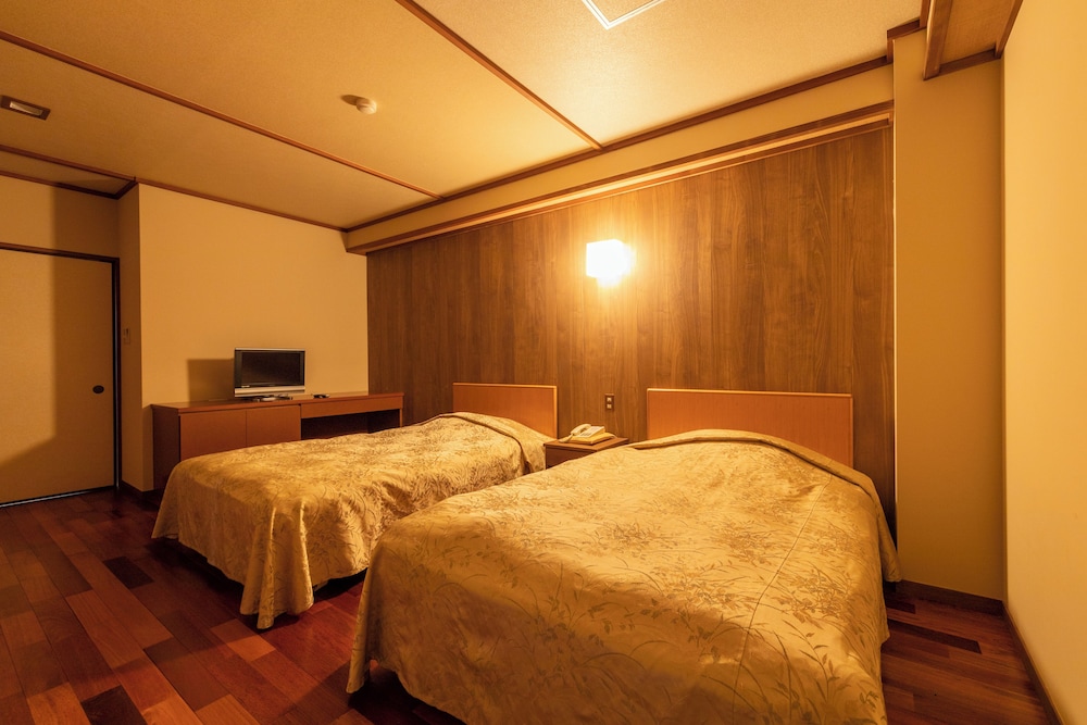 Mikazuki CLUB9 すその 禁煙 客室1 | 鬼怒川温泉 日光きぬ川ホテル三日月