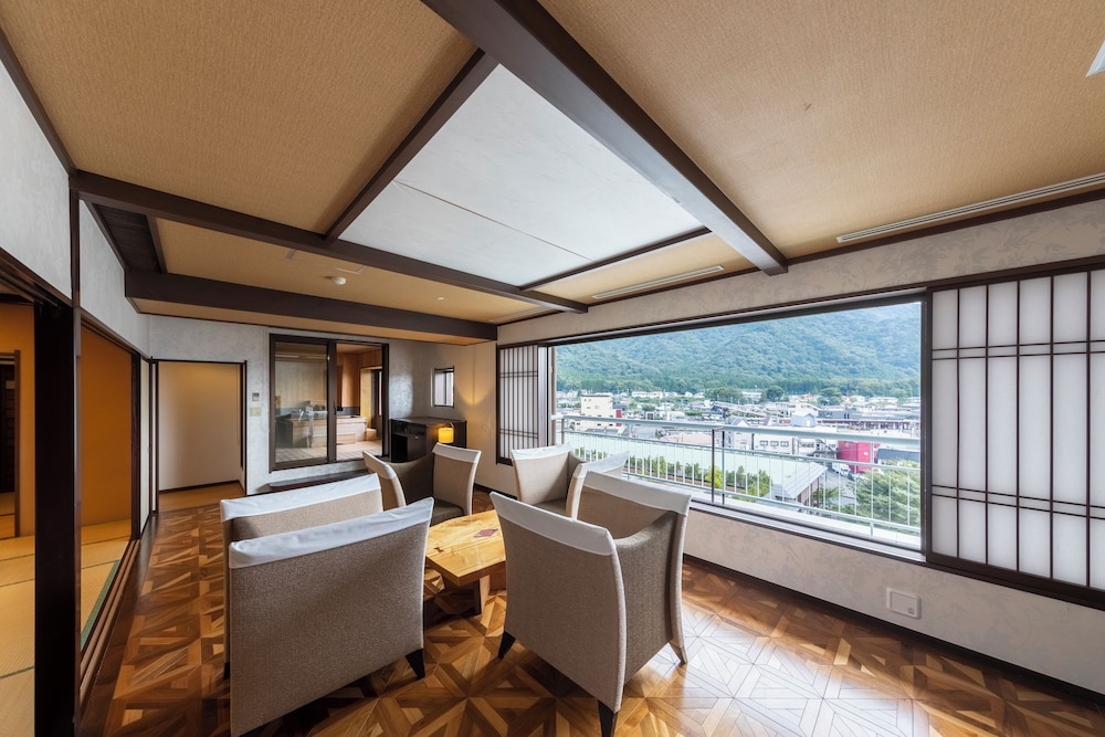 Mikazuki CLUB9 もみじ 禁煙 部屋からの景観0 | 鬼怒川温泉 日光きぬ川ホテル三日月
