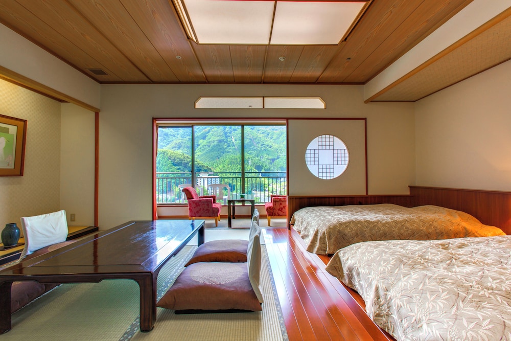 和洋室 禁煙 | 鬼怒川温泉 日光きぬ川ホテル三日月