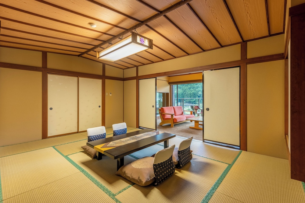 Mikazuki CLUB9 ゆうすい 禁煙 客室0 | 鬼怒川温泉 日光きぬ川ホテル三日月