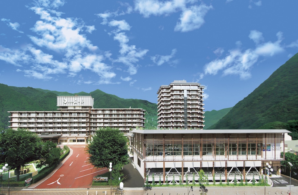 メインイメージ | 鬼怒川温泉 日光きぬ川ホテル三日月