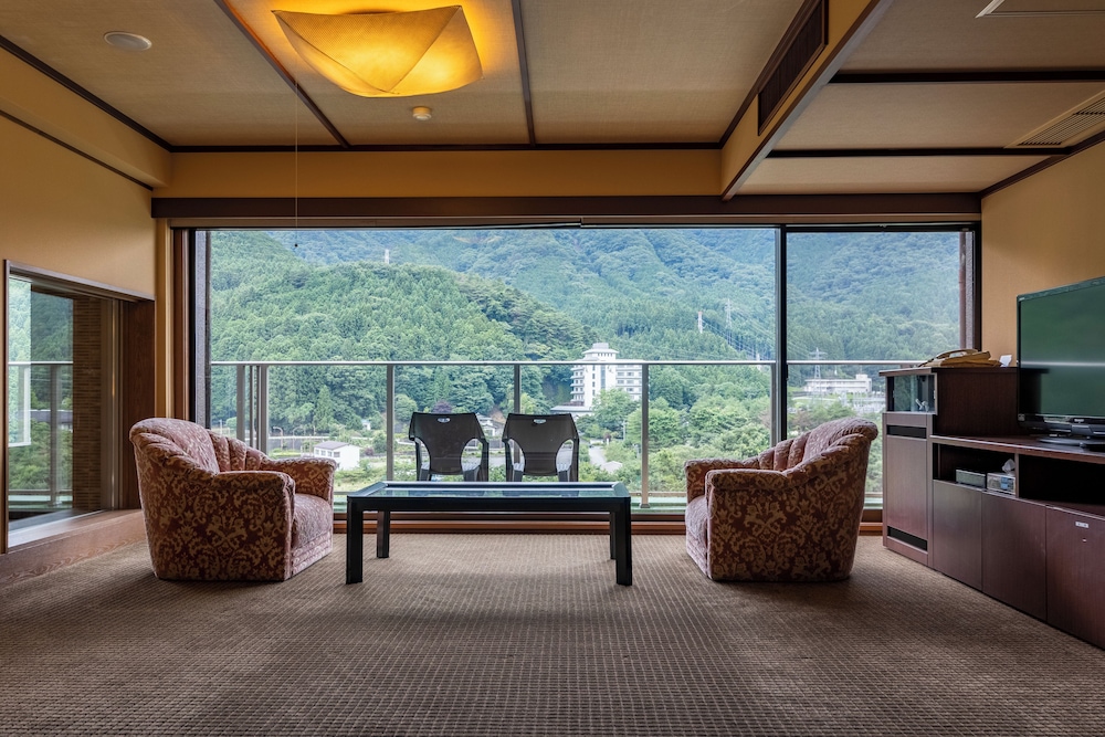 Mikazuki CLUB9 かわせみ 禁煙 部屋からの景観0 | 鬼怒川温泉 日光きぬ川ホテル三日月