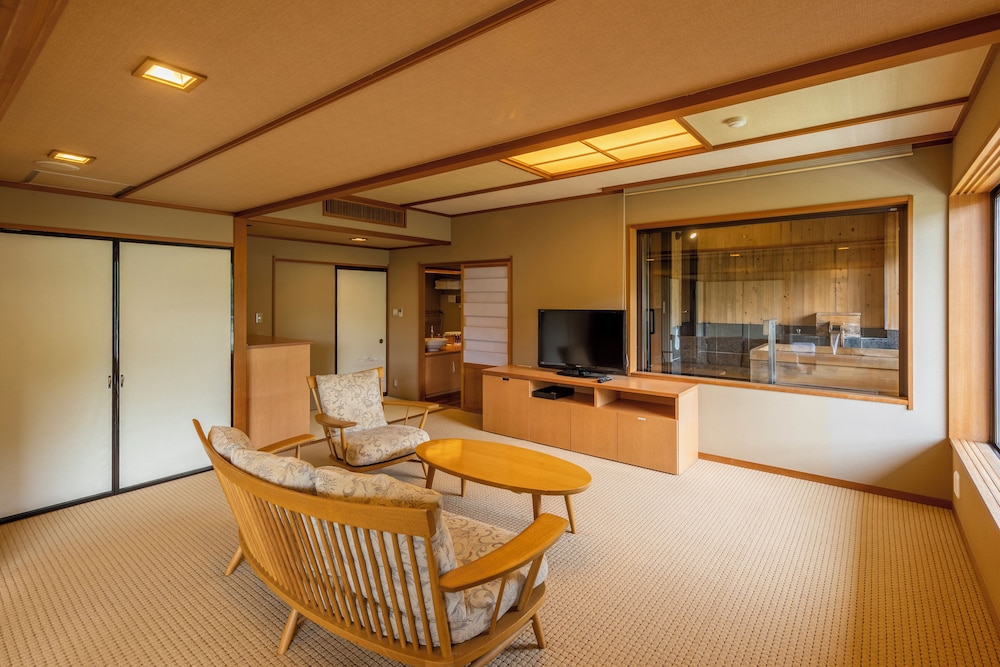 Mikazuki CLUB9 けいりゅう 禁煙 客室1 | 鬼怒川温泉 日光きぬ川ホテル三日月