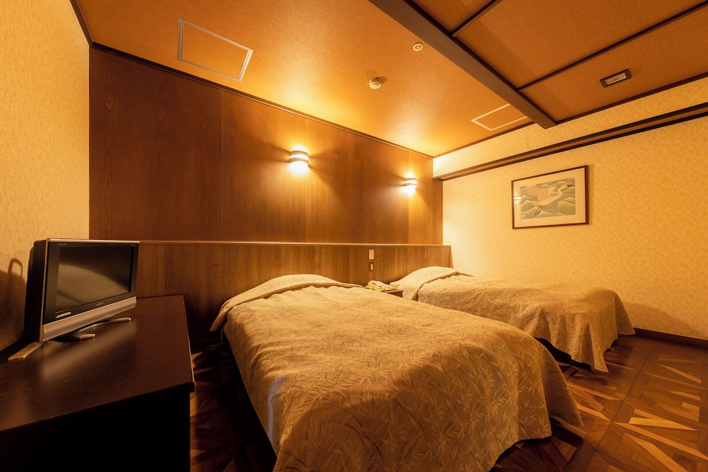 Mikazuki CLUB9 木もれび 禁煙 客室2 | 鬼怒川温泉 日光きぬ川ホテル三日月