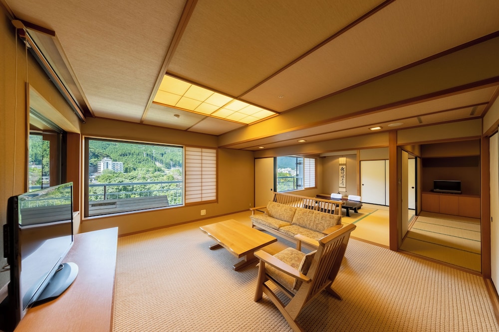 Mikazuki CLUB9 せせらぎ 禁煙 客室0 | 鬼怒川温泉 日光きぬ川ホテル三日月
