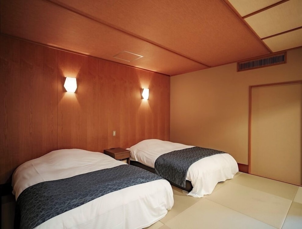 Mikazuki CLUB9 せせらぎ 禁煙 | 鬼怒川温泉 日光きぬ川ホテル三日月