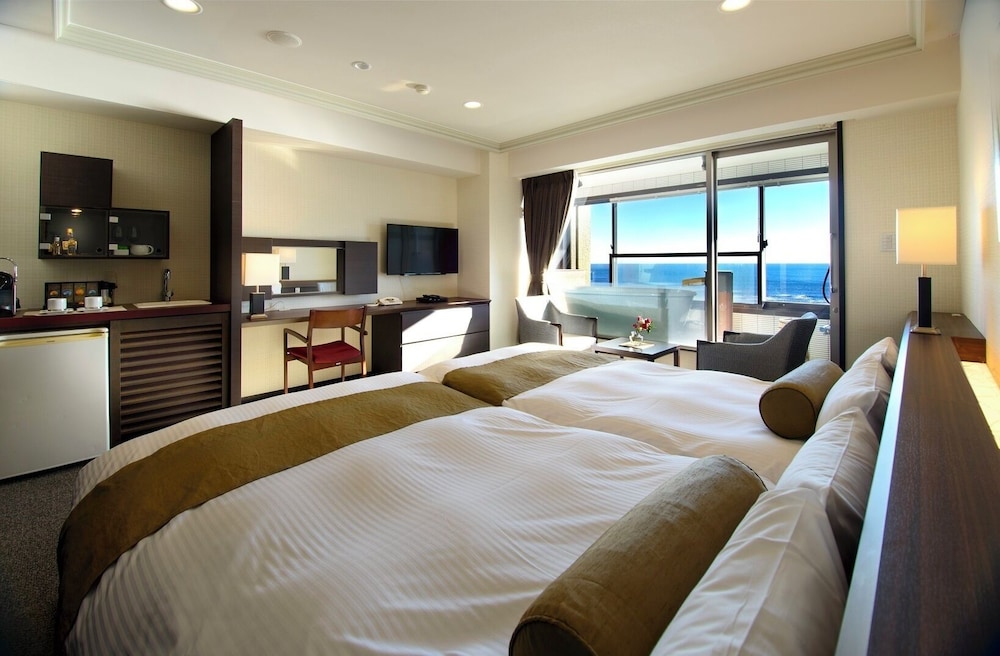 半露天風呂付洋室「楾」禁煙 | 「浜辺の湯 浪漫の歌」宿 中屋