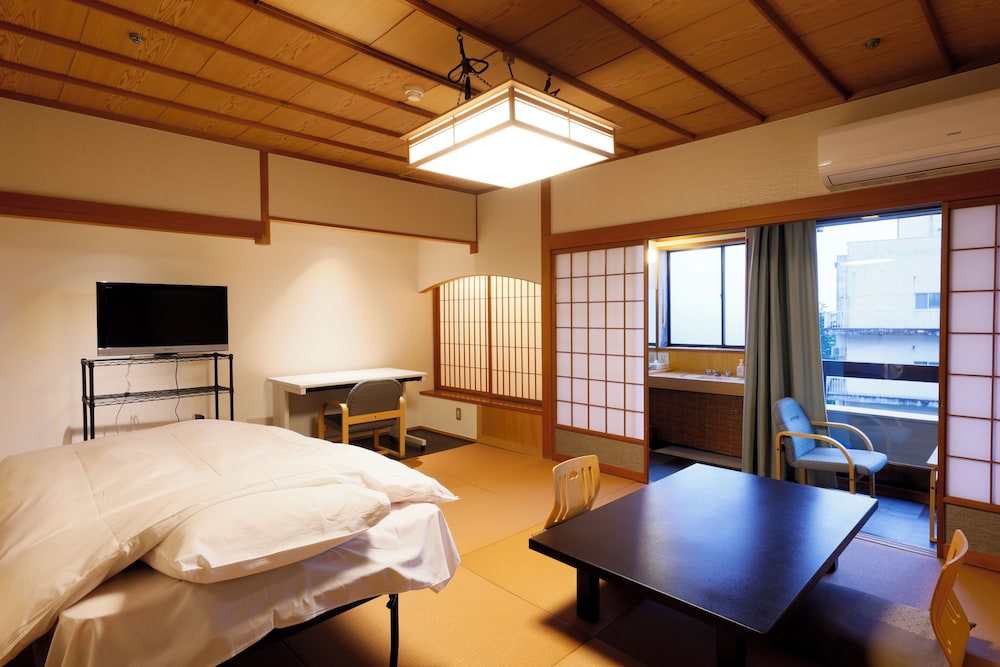 本館『標準』和室10畳以上 | 吉田屋山王閣
