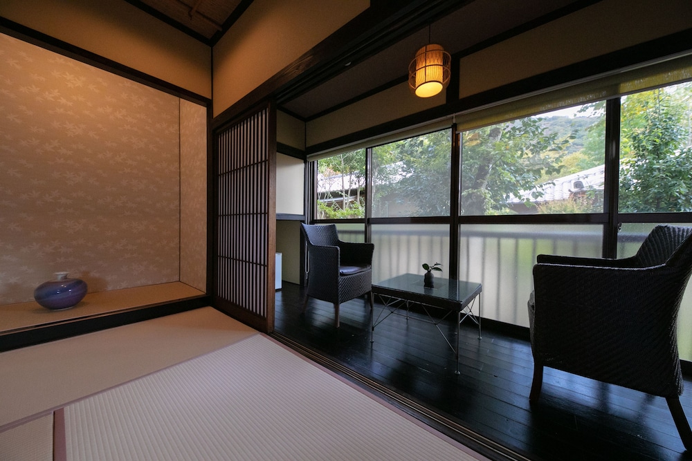 離れ 富士 客室2 | 湯布院ほてい屋