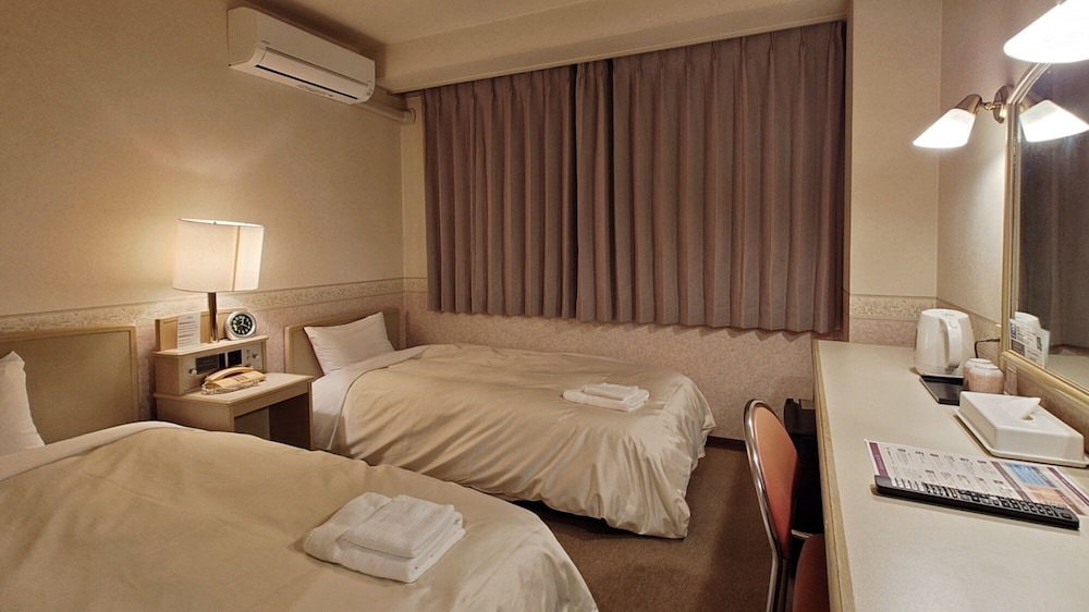 スタンダード ツインルーム 喫煙可 | クラウンヒルズ金沢