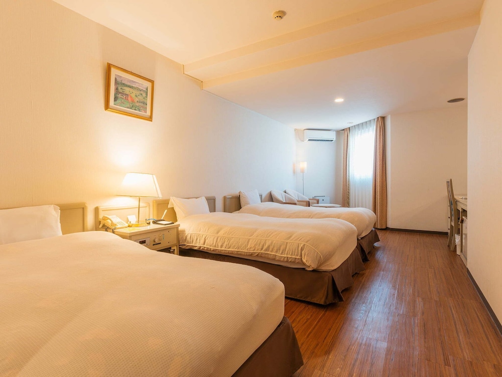 トリプルルーム 禁煙 | ホテル ニューセンチュリー