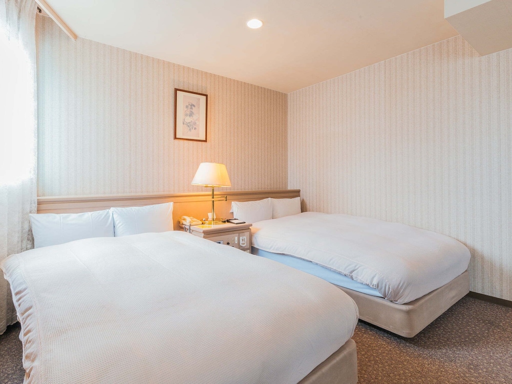 スペシャル ツインルーム 禁煙 客室3 | ホテル ニューセンチュリー