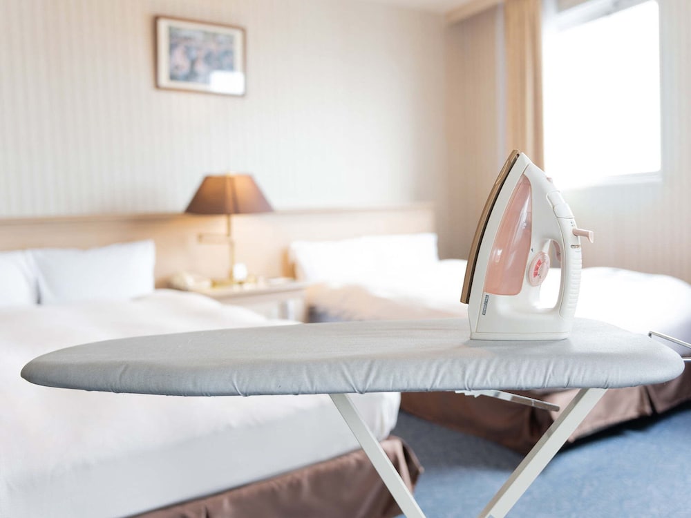 ダブルルーム 禁煙 アイロン / アイロン台0 | ホテル ニューセンチュリー