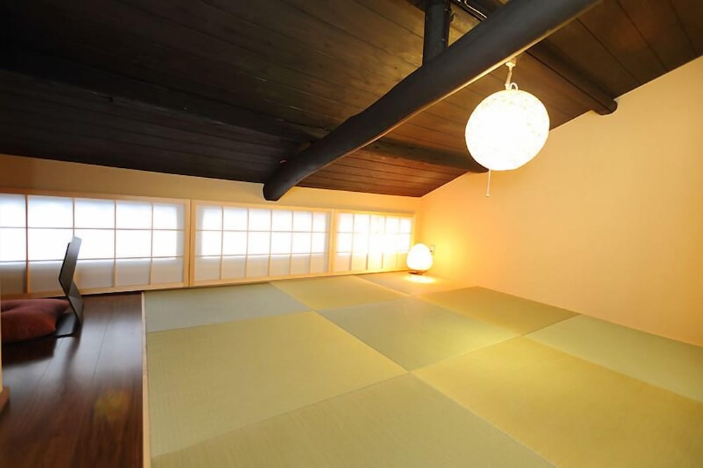 町家　一棟 客室3 | 一軒町家 さと居 (SATOI) 大宮五条 鉄仙