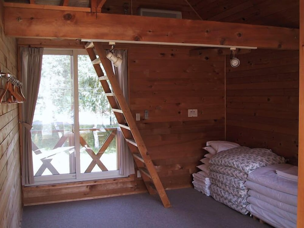 コテージ 禁煙 マウンテンビュー 露天風呂なし (11名定員) 客室2 | ウィンケルビレッジ