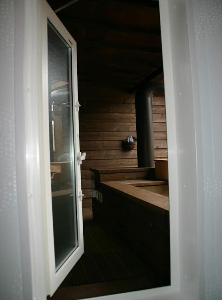 客室温泉露天風呂付コンドミニアム　（４名定員）　禁煙　山側 バスルーム2 | ウィンケルビレッジ