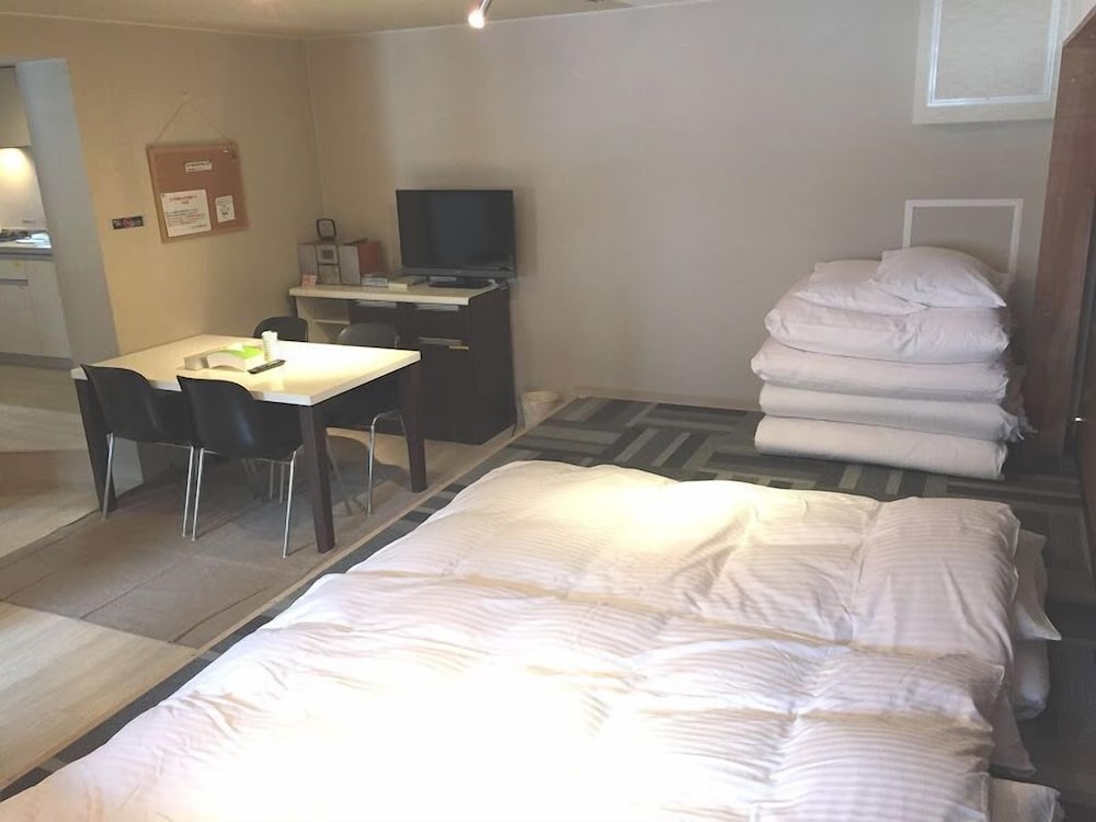 客室温泉露天風呂付コンドミニアム　（４名定員）　禁煙　山側 客室1 | ウィンケルビレッジ