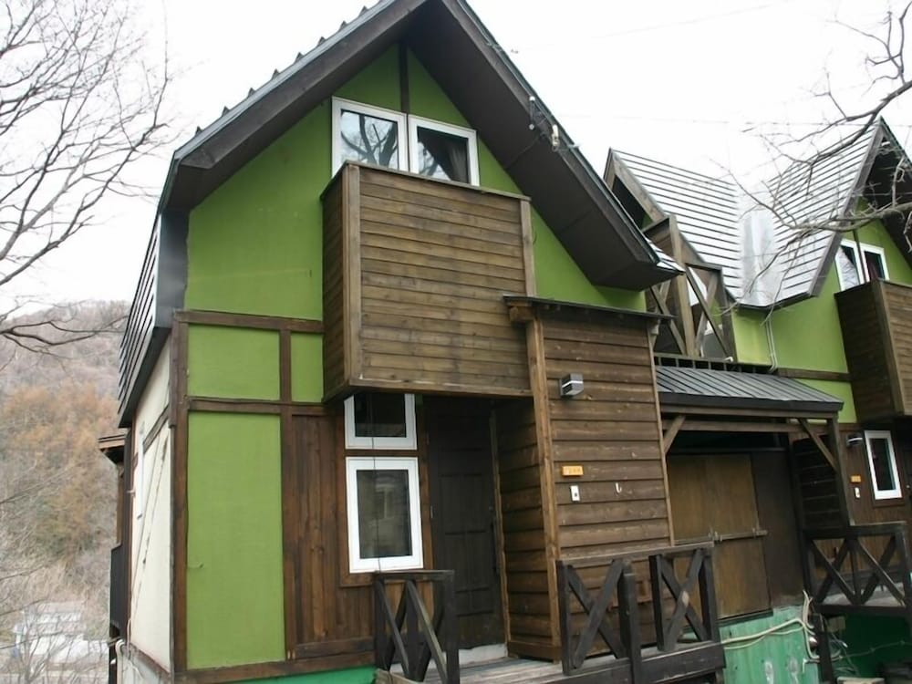 客室温泉露天風呂付コンドミニアム　（４名定員）　禁煙　山側 | ウィンケルビレッジ