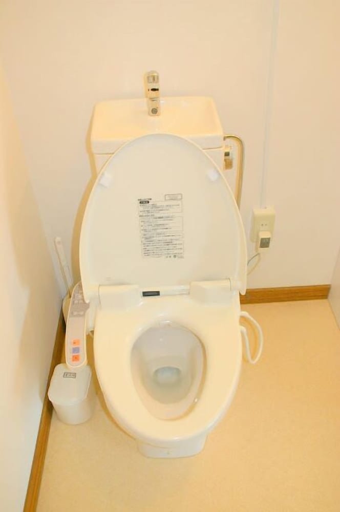 コテージ 禁煙 マウンテンビュー 露天風呂なし (11名定員) バスルーム3 | ウィンケルビレッジ