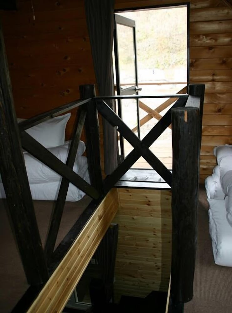 客室温泉露天風呂付コンドミニアム　（４名定員）　禁煙　山側 客室7 | ウィンケルビレッジ